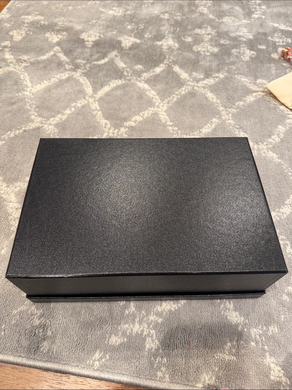 Authentic Chanel box - Picture 2 of 4